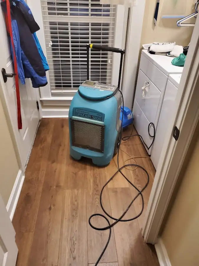 Commercial dehumidifier deployed for Flood Damage Cleanup in Emmett